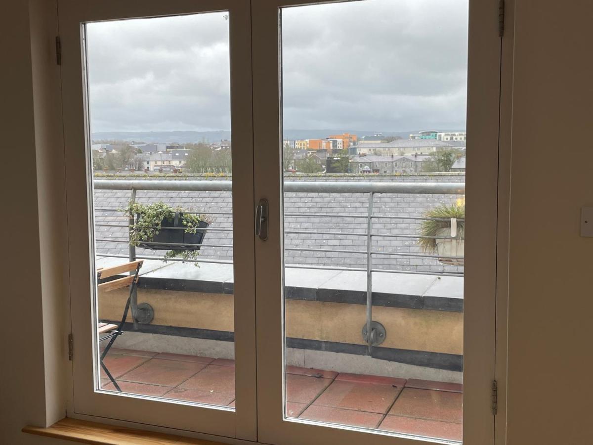 Penthouse Apartment Kilkenny Exterior photo